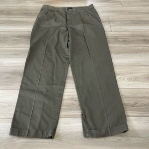IZOD Mens Green Khaki Pleated Front Straight Leg Cuffed Chinos Pants Size 38x34‎